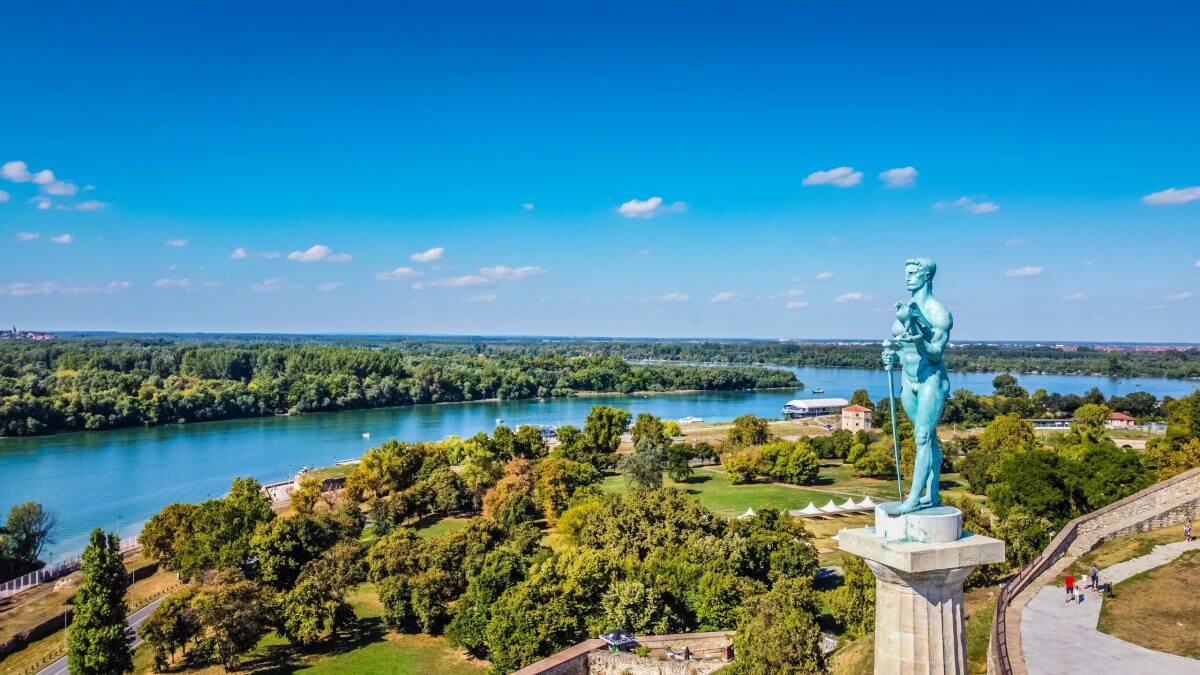 Taxi transfers Zagreb Croatia - Belgrade, Serbia